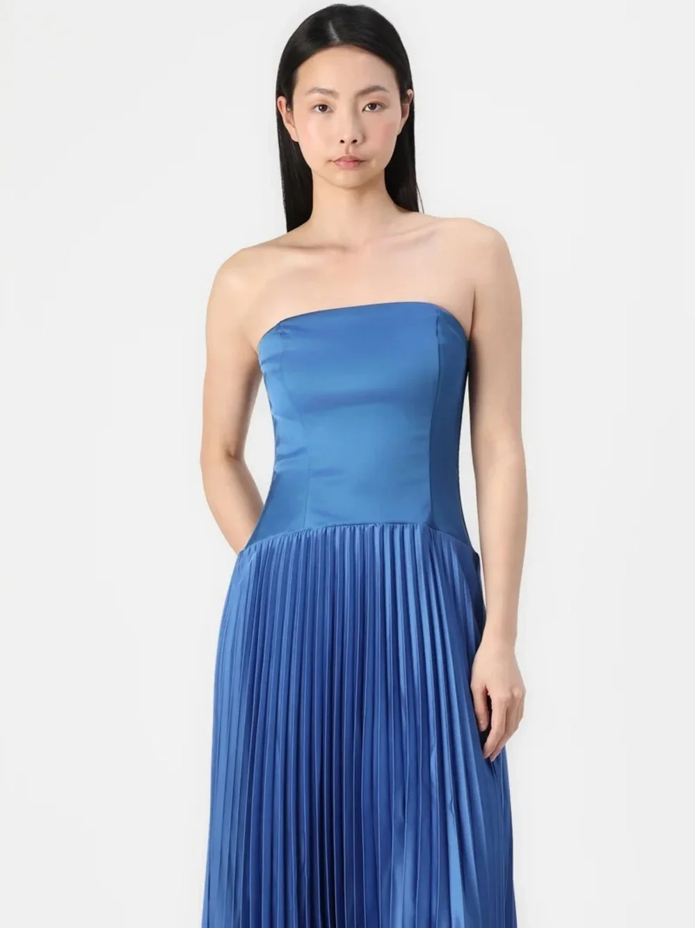 Strapless Pleated Maxi Dress - Blue - Picture 2 of 6